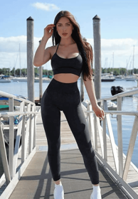 Blisse - Women's Activewear Set (TOP SIZE: SMALL, BOTTOM SIZE: X-LARGE)